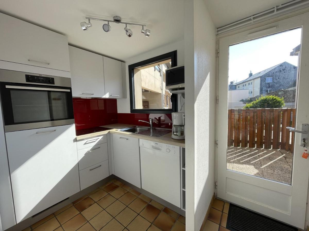 Appartement Duplex En Front De Mer Avec Terrasse - Acces Direct Plage - 2 Chambres + Cabine - Fr-1-361-456 Saint-Pair-sur-Mer Esterno foto